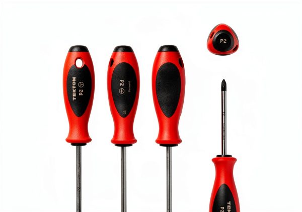 TEKTON #3 Phillips Screwdriver 4 in Shank Soft Grip Red Hand Tool-2